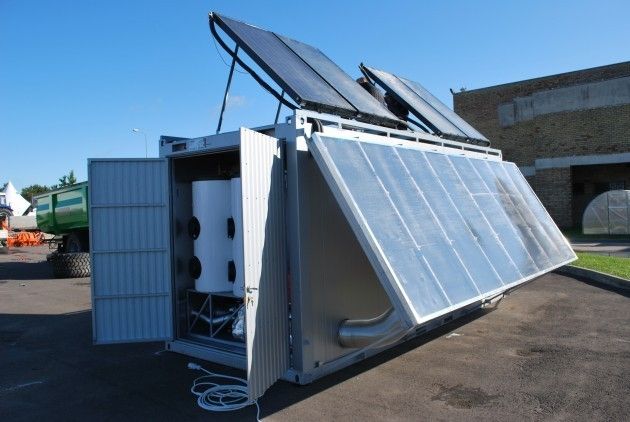Brakke med solcellepanel